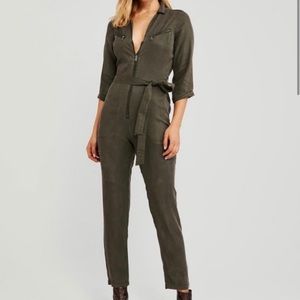 Abercrombie Zip Up Olive Green Utility Jumper size Small